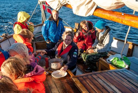 Fem kilo pølser gikk med