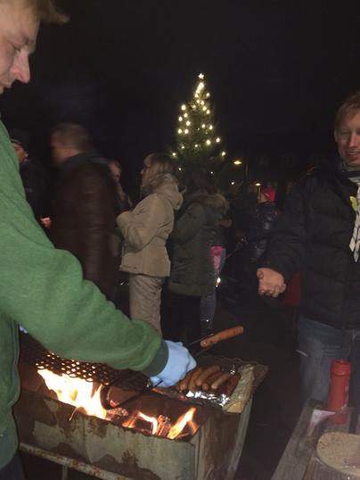 God stemning rundt grillen